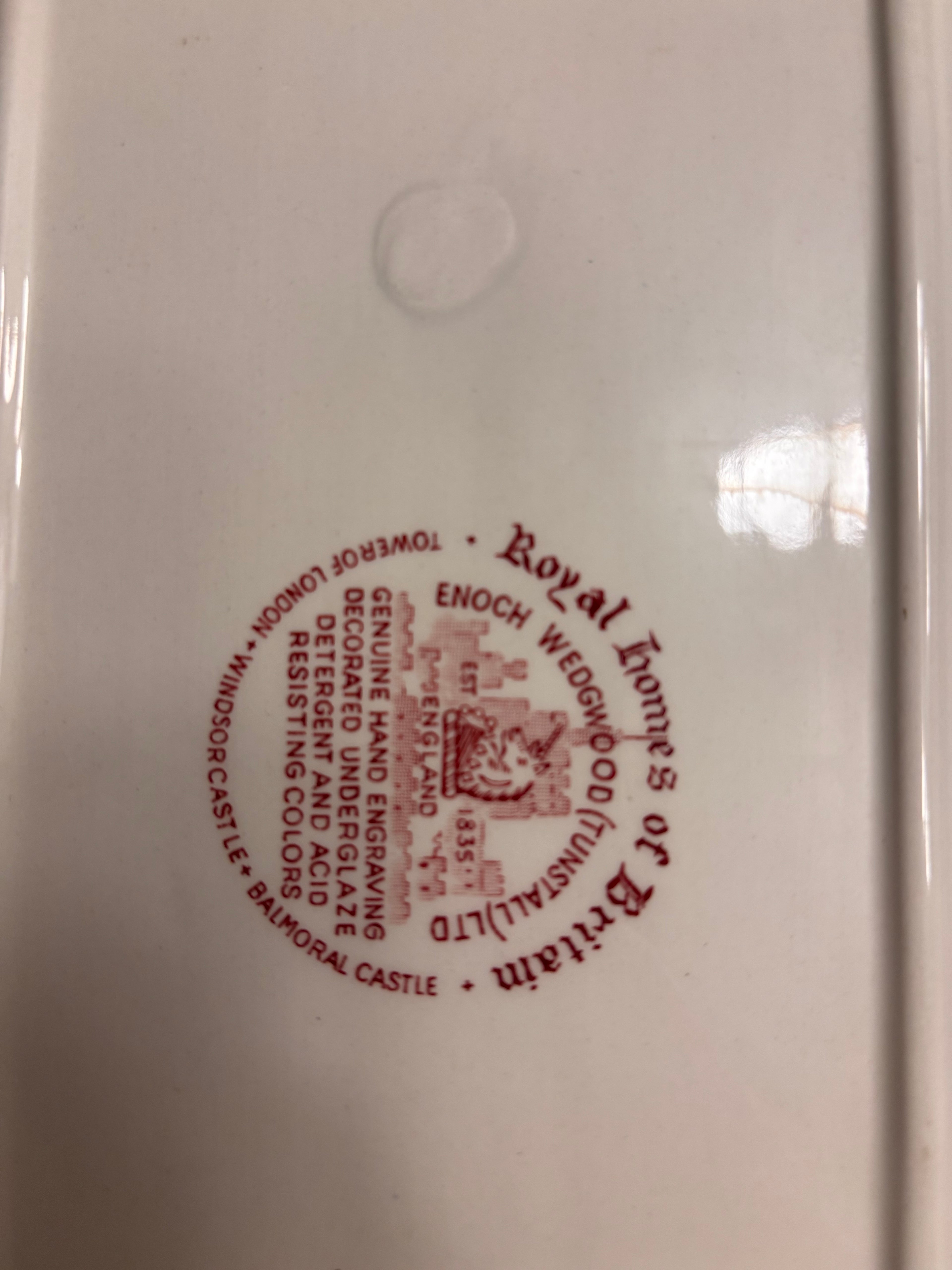 Angliška serviravimo lėkštė