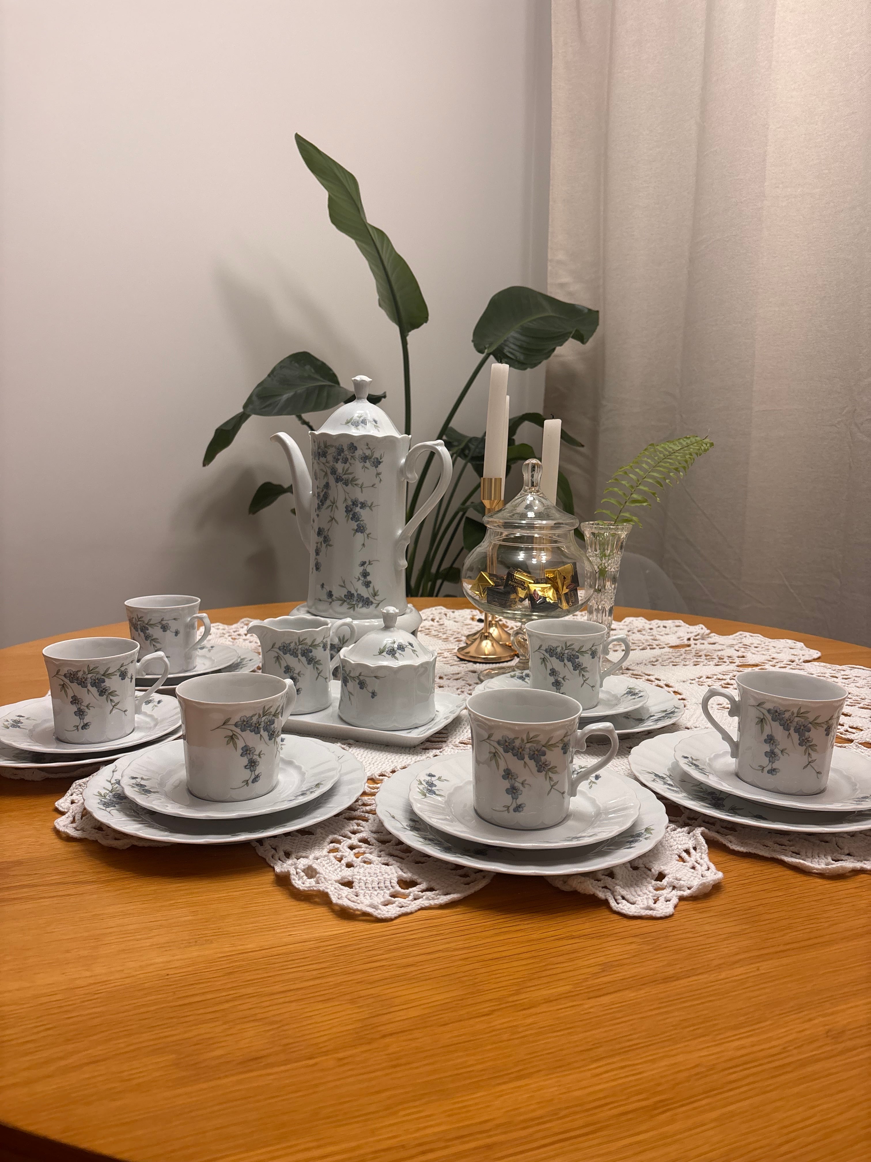 Eschenbach arbatos servisas